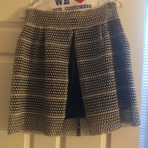 Clothes - Picture 6 of 8